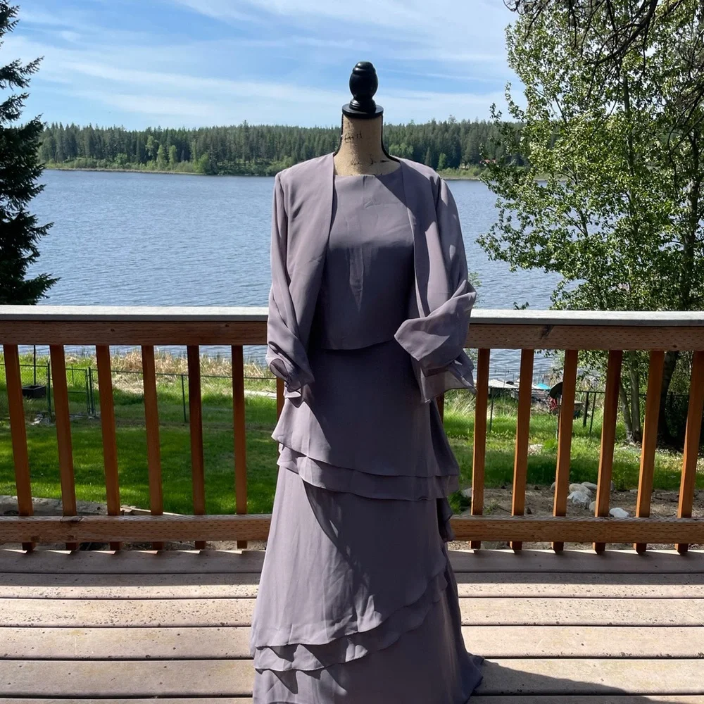 NWT Mother of The Bride Chiffon Tiered Ruffles Long Formal Evening Gowns - Picture 10 of 10